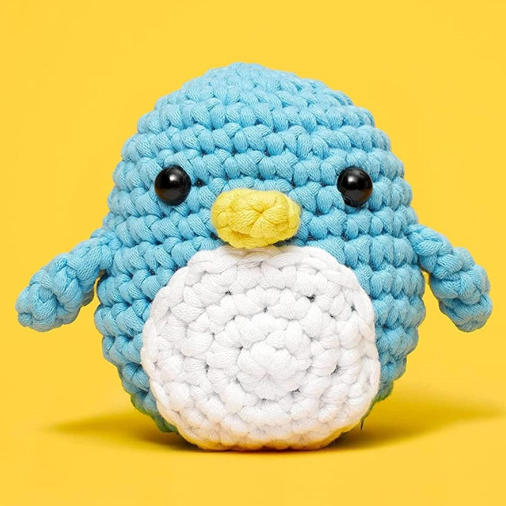 Crochet DIY Kit for Beginners – Amigurumi Craft Set with Yarn Stuffing and Crochet Hook
