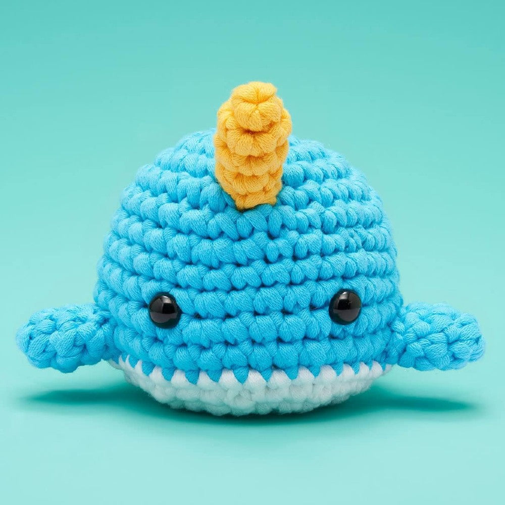Crochet DIY Kit for Beginners – Amigurumi Craft Set with Yarn Stuffing and Crochet Hook